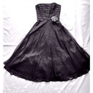 Scott McClintock strapless dot lace